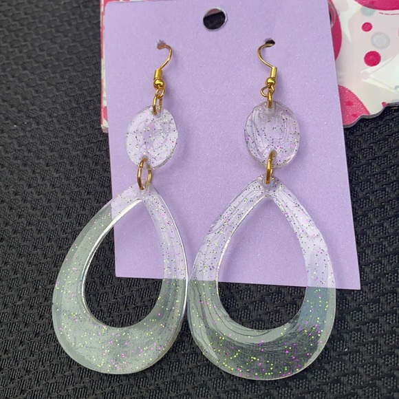 Earrings 💎 - Picture 1 of 2